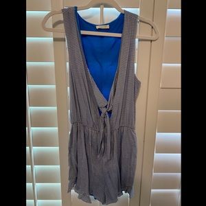 White and blue stripe jumper